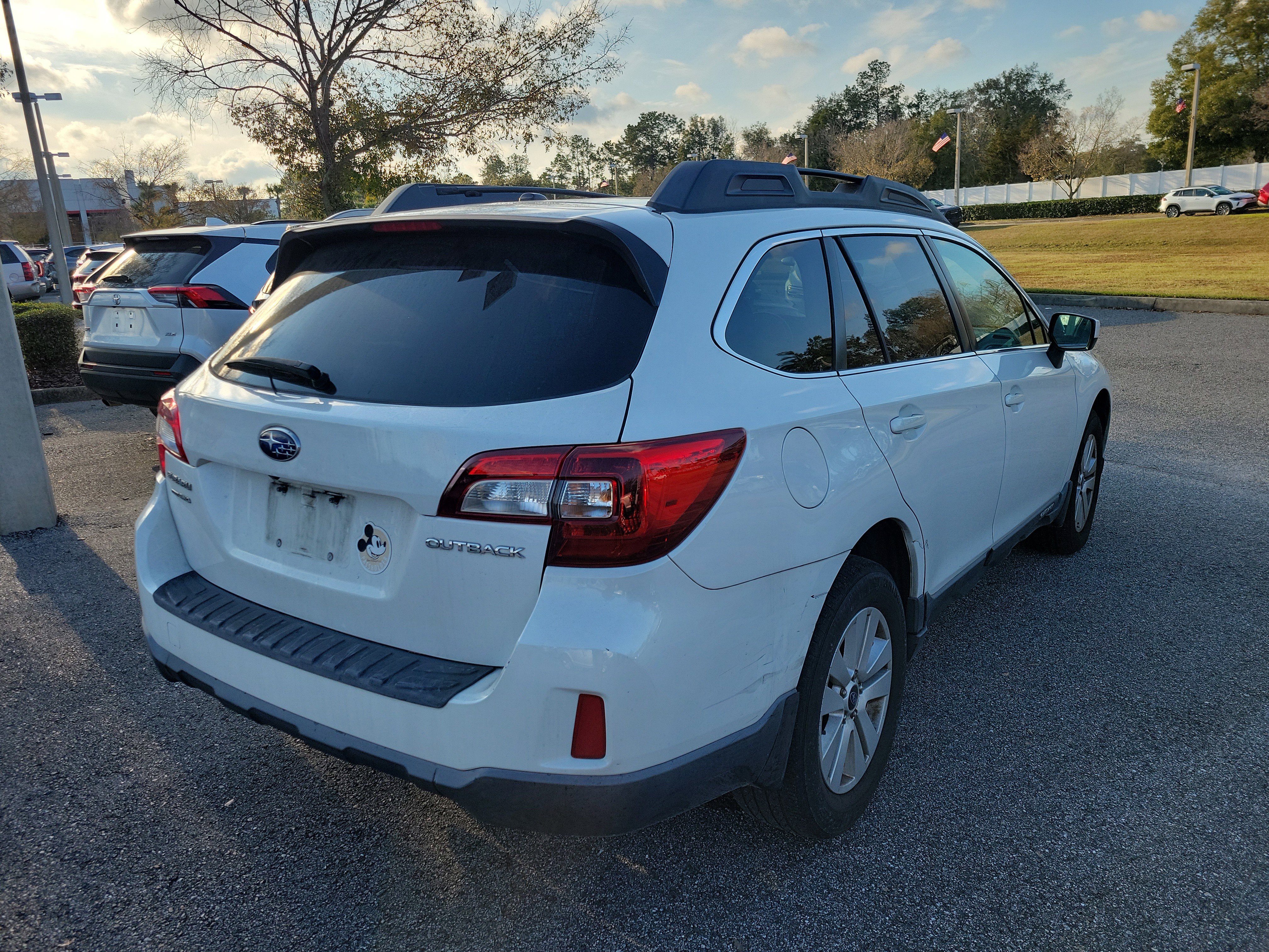 Used 2015 Subaru Outback 2.5i Premium image 19
