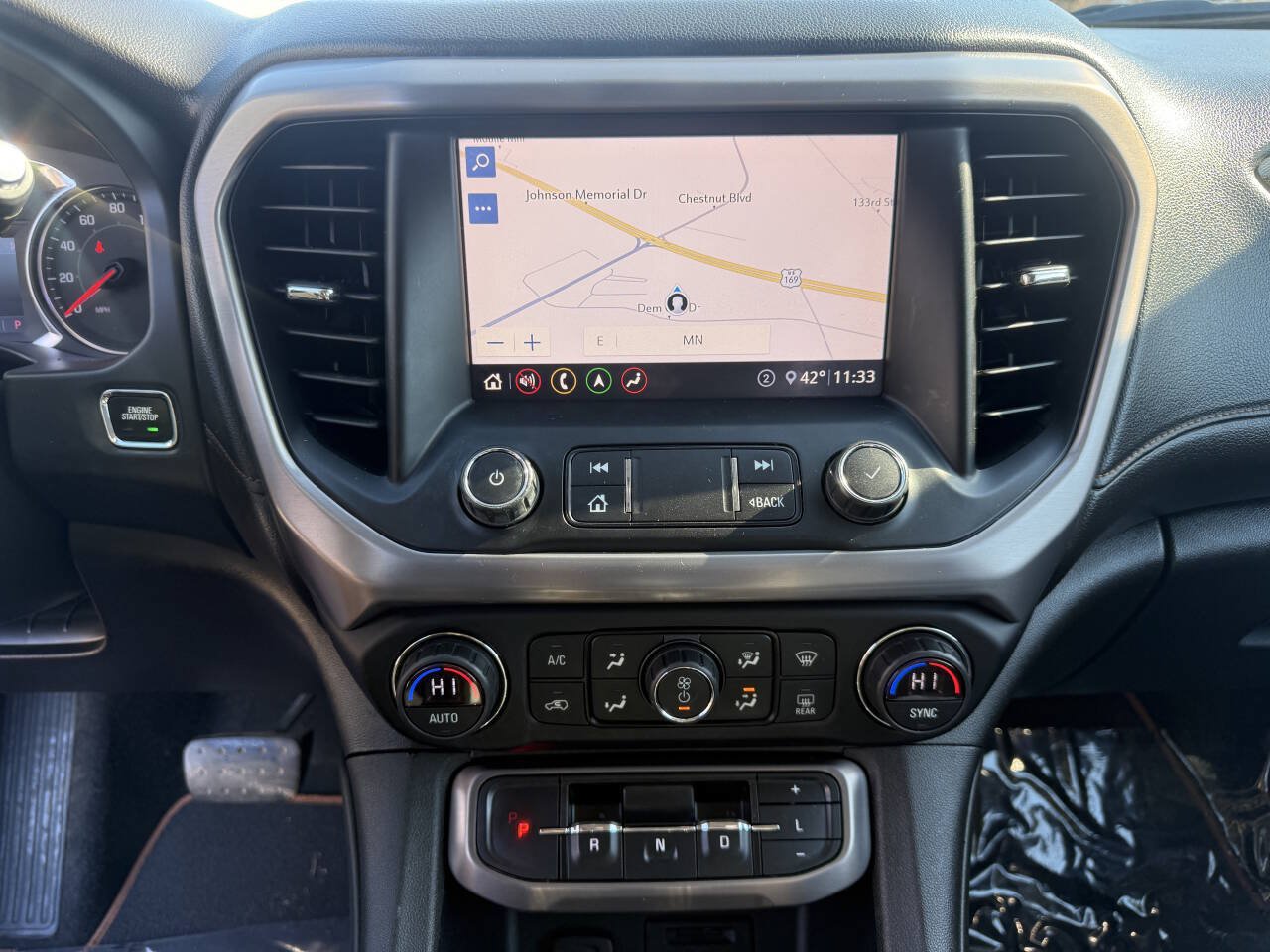 Used 2020 GMC Acadia AT4 AWD/4WD image 13