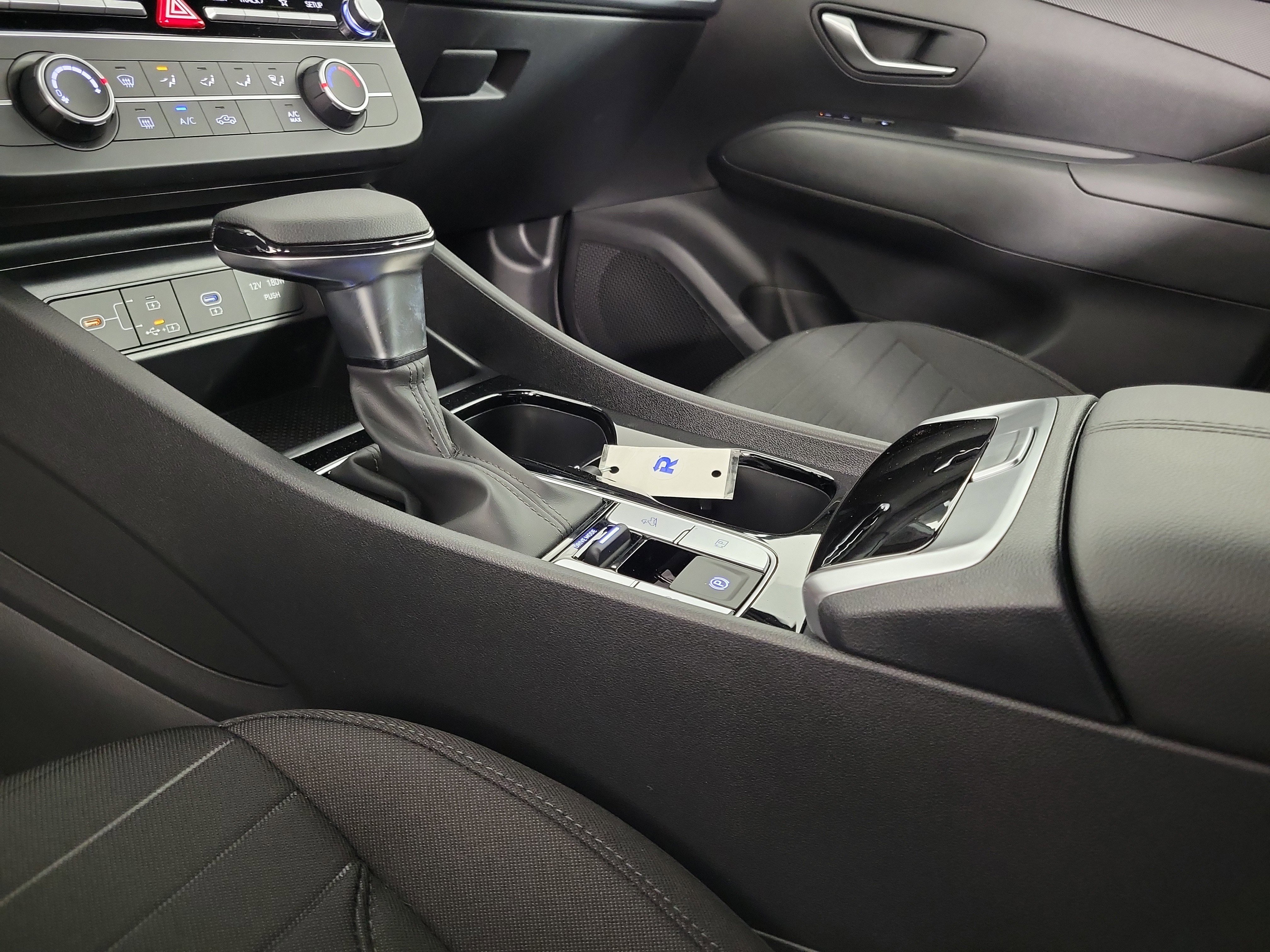 New 2025 Hyundai Santa Cruz SE image 19