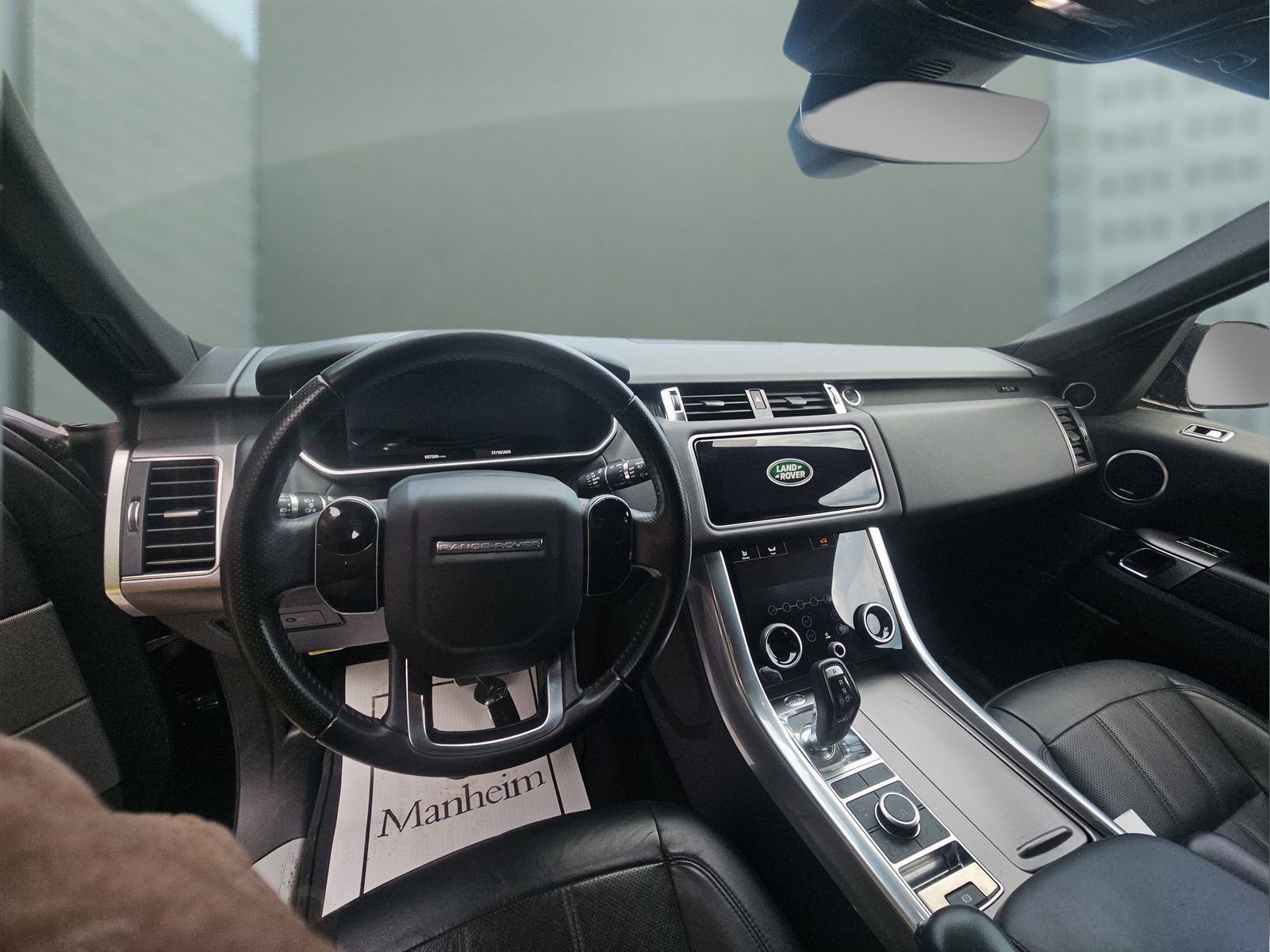 Used 2022 Land Rover Range Rover Sport HST image 13