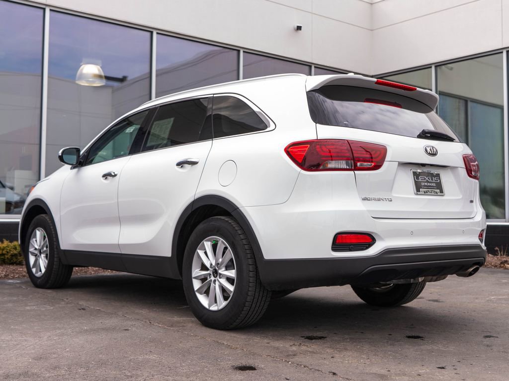 Used 2019 Kia Sorento LX w/ LX Convenience Package image 7