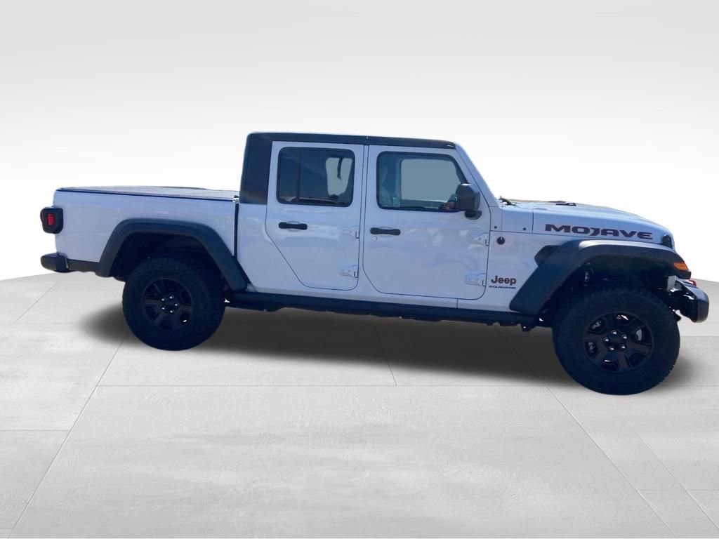 Used 2023 Jeep Gladiator Mojave w/ Dual Top Group AWD/4WD image 12