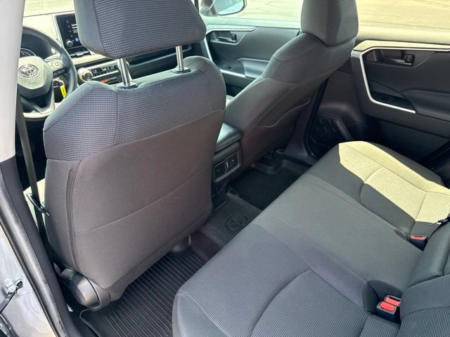 Used 2024 Toyota RAV4 LE AWD/4WD image 20