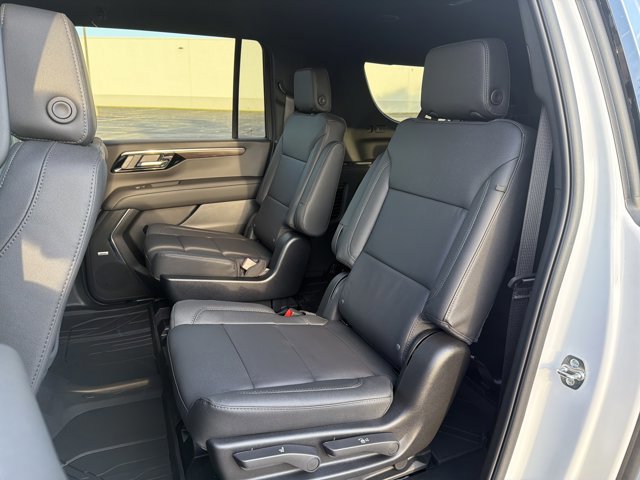 New 2026 Chevrolet Suburban LT w/ Comfort Package image 23