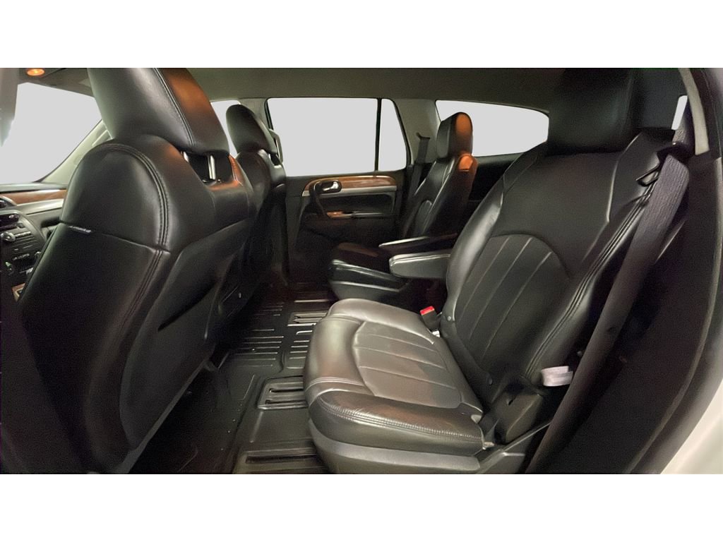 Used 2011 Buick Enclave CXL FWD image 16
