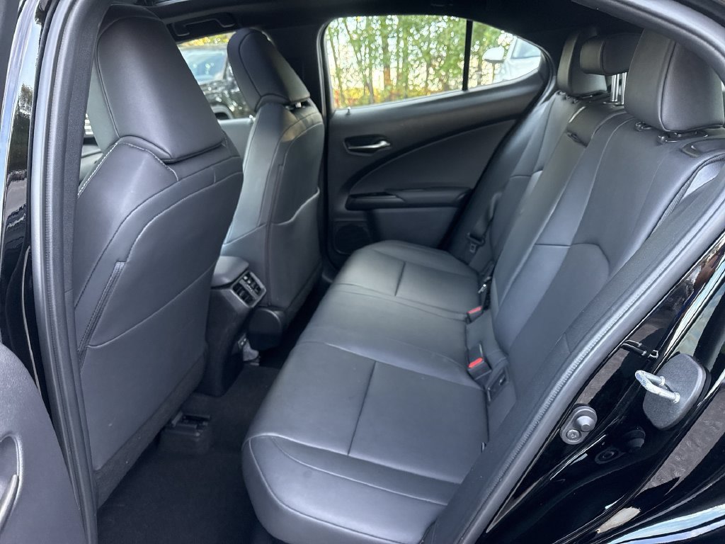 Used 2023 Lexus UX 250h AWD w/ Premium Package image 25