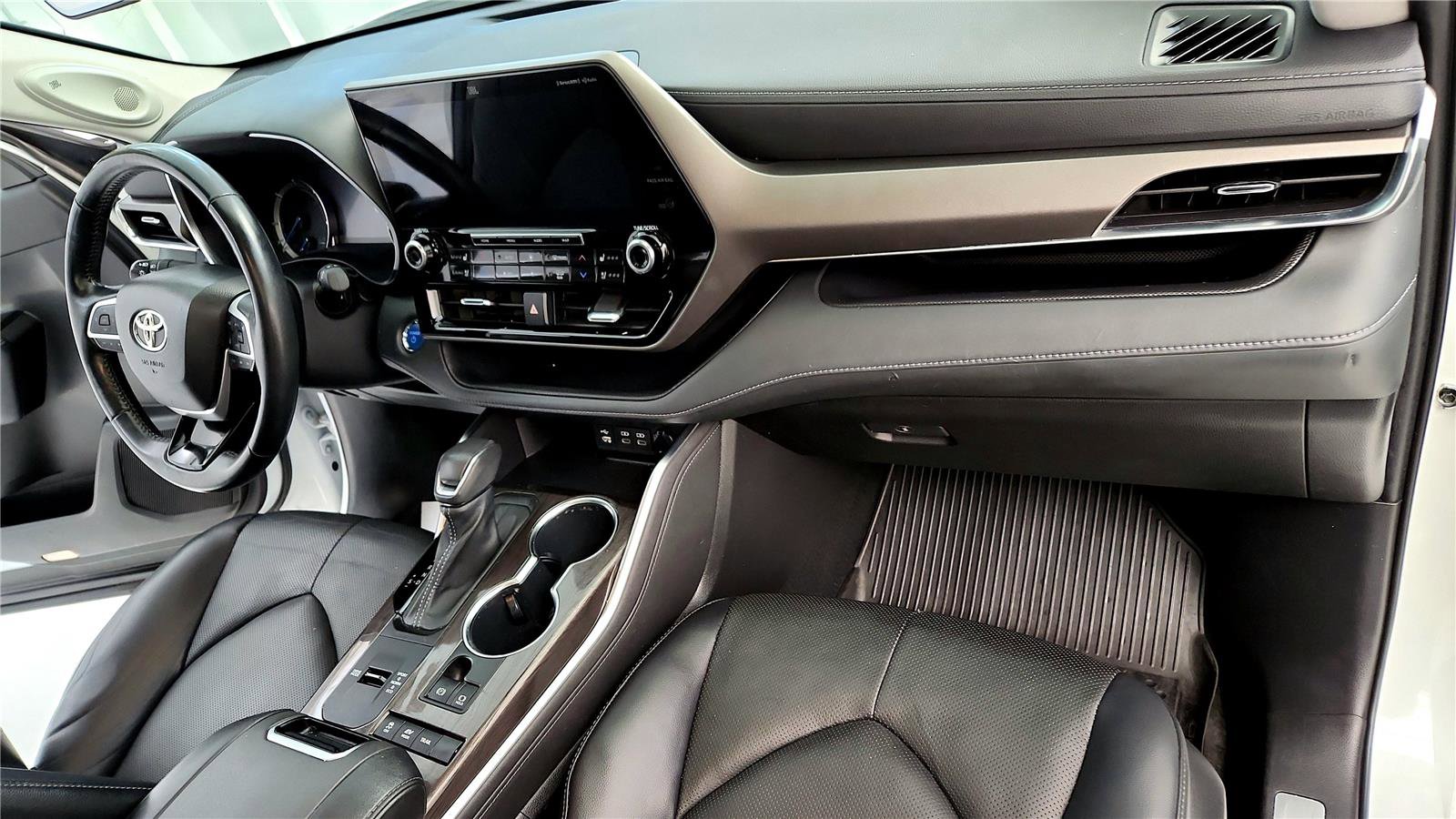 Certified 2022 Toyota Highlander Limited image 16