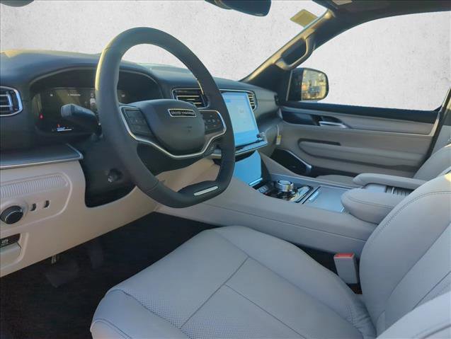 New 2026 Jeep Grand Wagoneer 2WD w/ Premium Group I image 2