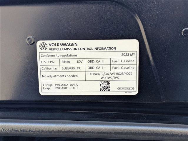 Used 2023 Volkswagen Tiguan SE image 23