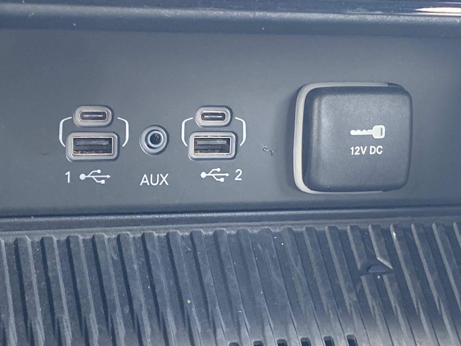 Used 2026 Jeep Grand Cherokee Limited AWD/4WD image 42