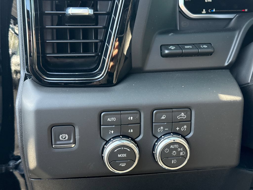 New 2026 GMC Sierra 2500 AT4X AWD/4WD image 20
