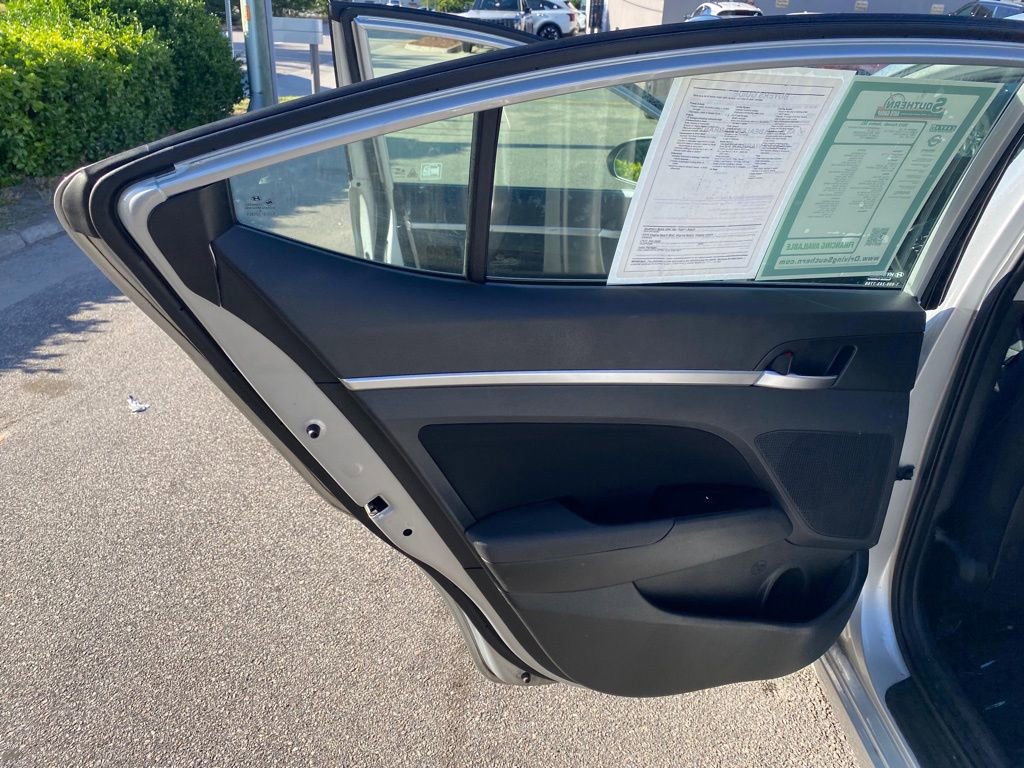 Used 2019 Hyundai Elantra SEL w/ Cargo Package FWD image 10