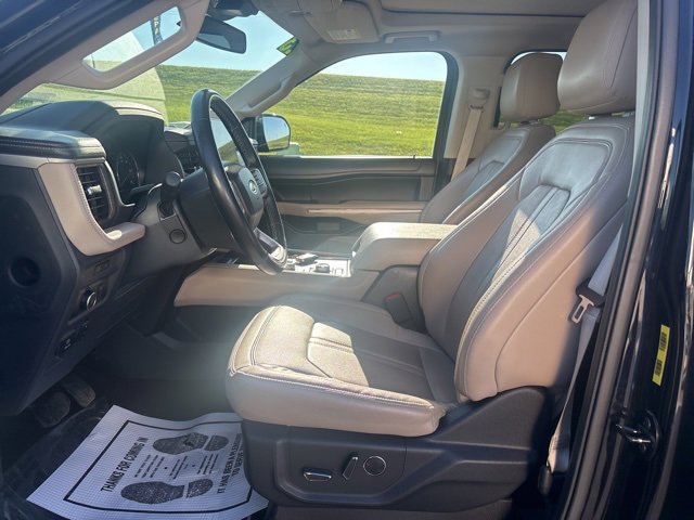 Used 2023 Ford Expedition Limited image 6