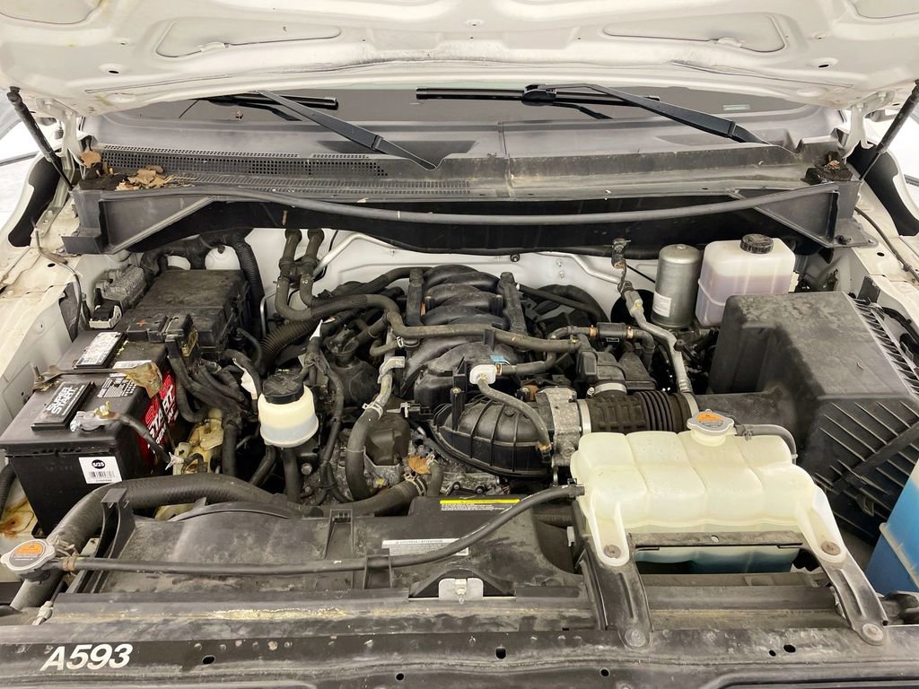 Used 2019 Nissan NV 3500 SL w/ Back Door Glass Package image 23