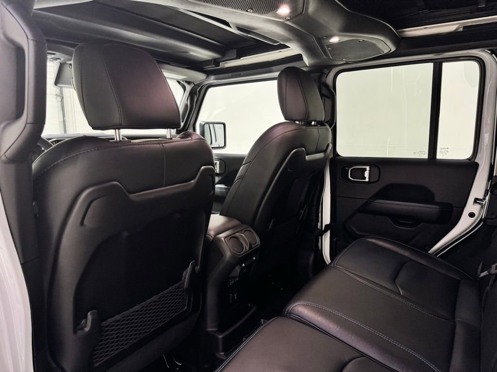 Used 2024 Jeep Wrangler High Altitude image 27