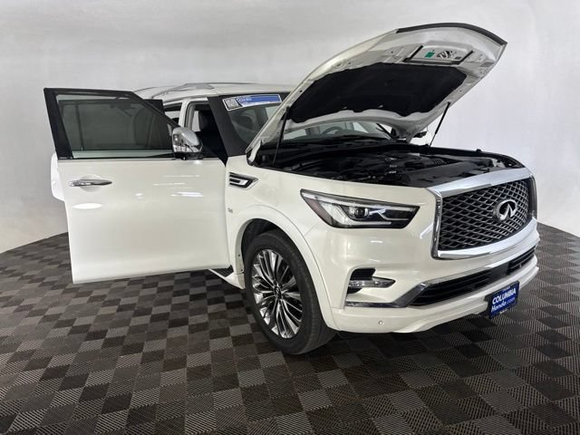 Used 2019 INFINITI QX80 Luxe w/ 22" Wheel Package AWD/4WD image 16
