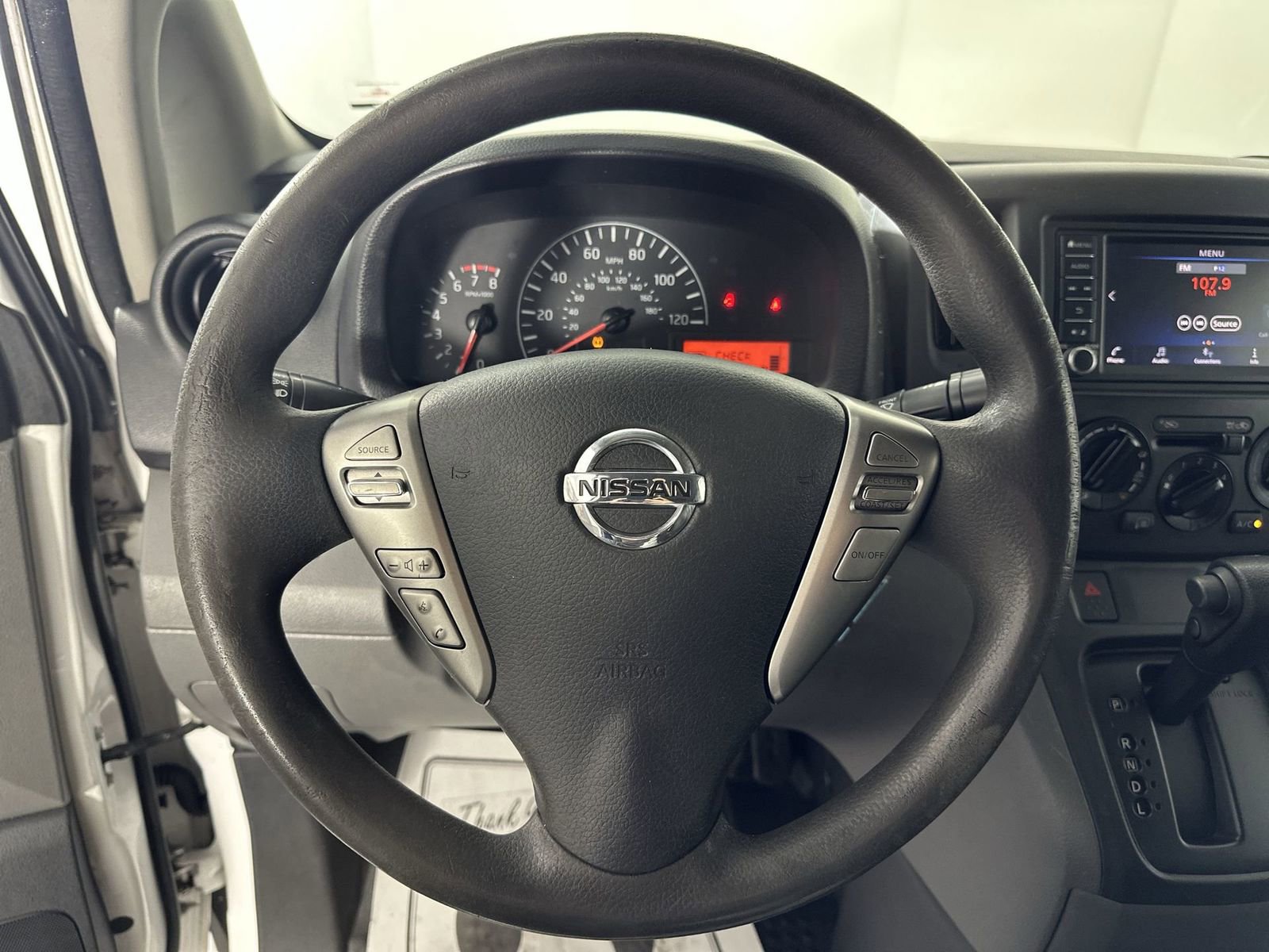 Used 2020 Nissan NV200 SV image 18