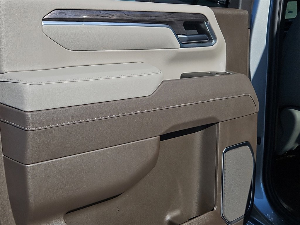 New 2026 Chevrolet Silverado 2500 LTZ w/ LTZ Premium Texas Edition image 18