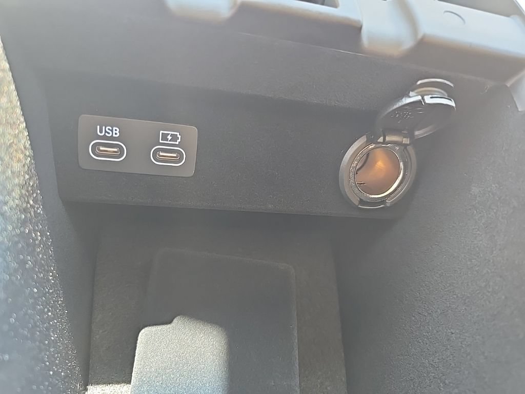 New 2027 Genesis GV70 2.5T Select AWD/4WD image 11