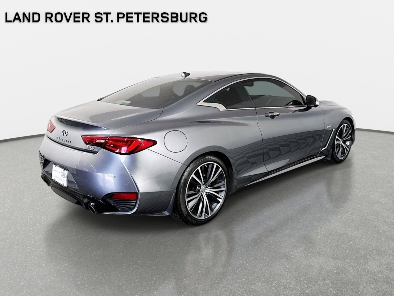 Used 2019 INFINITI Q60 3.0t Luxe w/ Essential Package RWD image 6