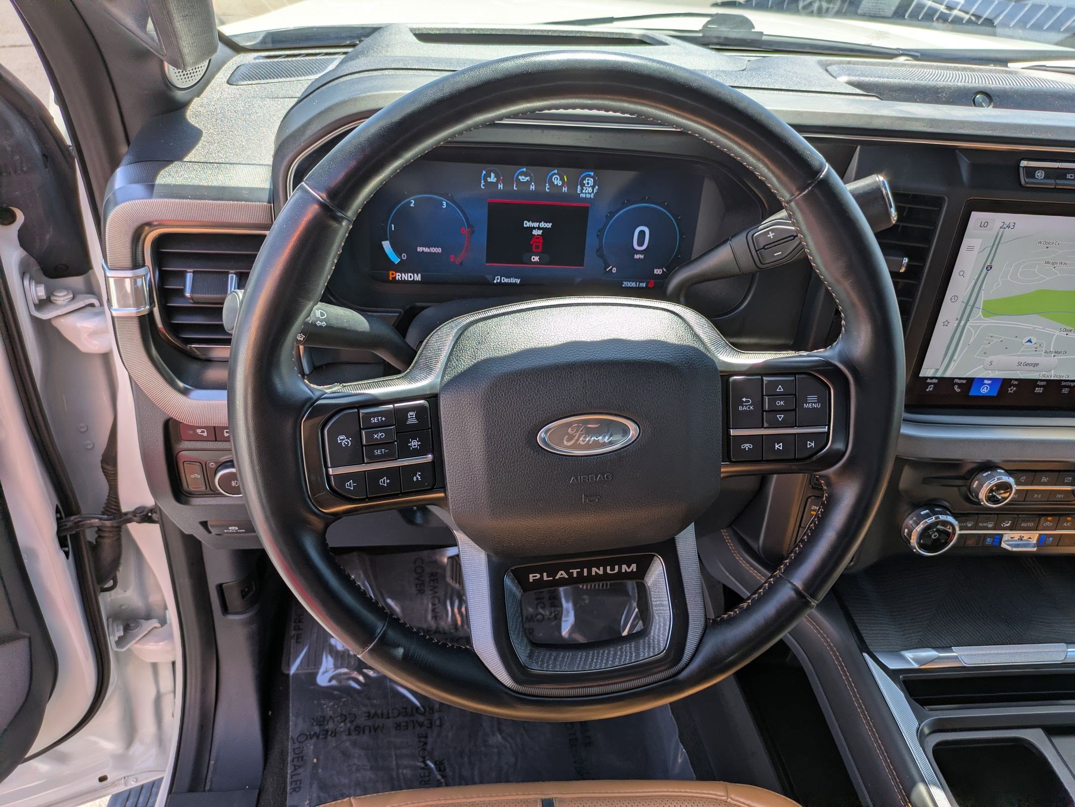 Used 2023 Ford F250 Platinum w/ FX4 Off-Road Package image 18