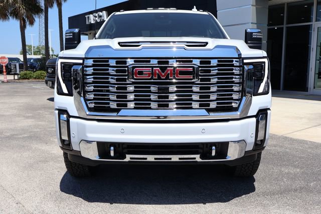 New 2026 GMC Sierra 2500 Denali w/ Denali Reserve Package image 3