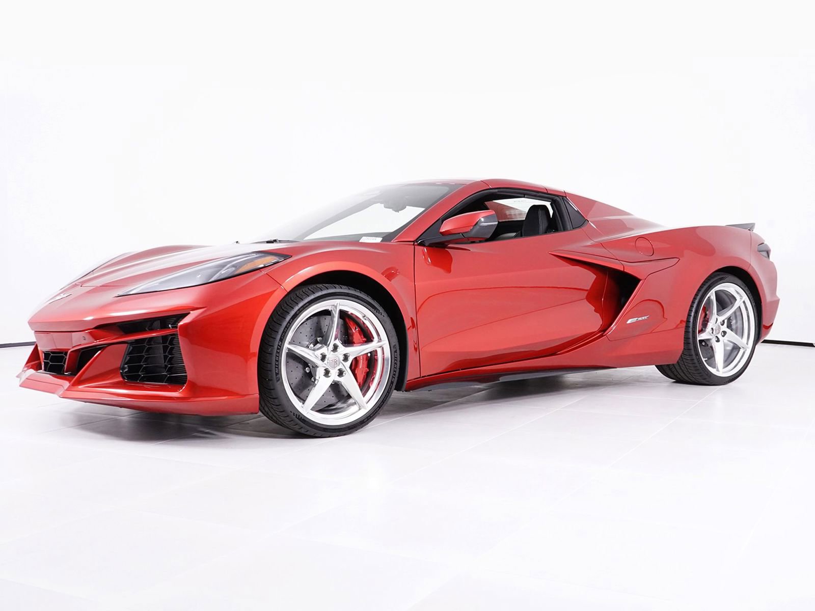 Used 2025 Chevrolet Corvette E-Ray w/ Chrome Exterior Badge Package image 18