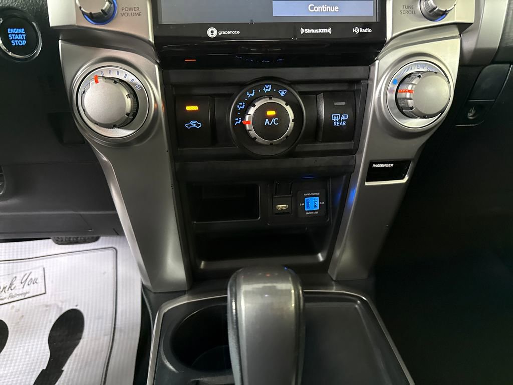 Used 2022 Toyota 4Runner SR5 Premium w/ Moonroof Package RWD image 30