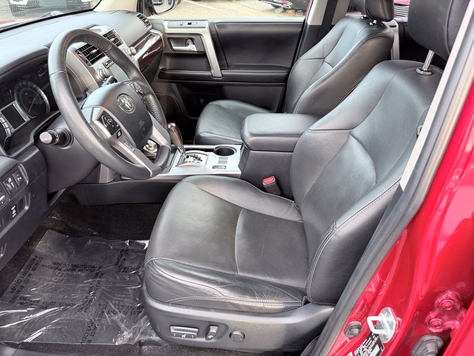 Used 2017 Toyota 4Runner Limited AWD/4WD image 28