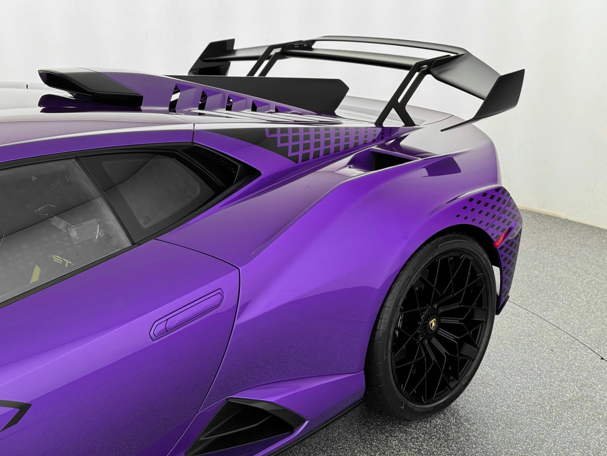Used 2023 Lamborghini Huracan STO image 49