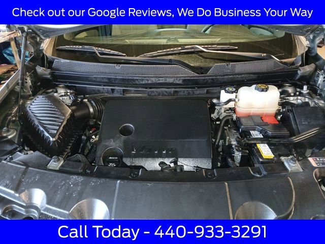 Used 2023 Chevrolet Traverse LS w/ Midnight/Sport Edition image 17