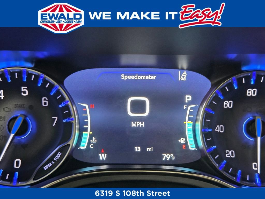 New 2026 Chrysler Pacifica Limited w/ S Appearance Package image 24