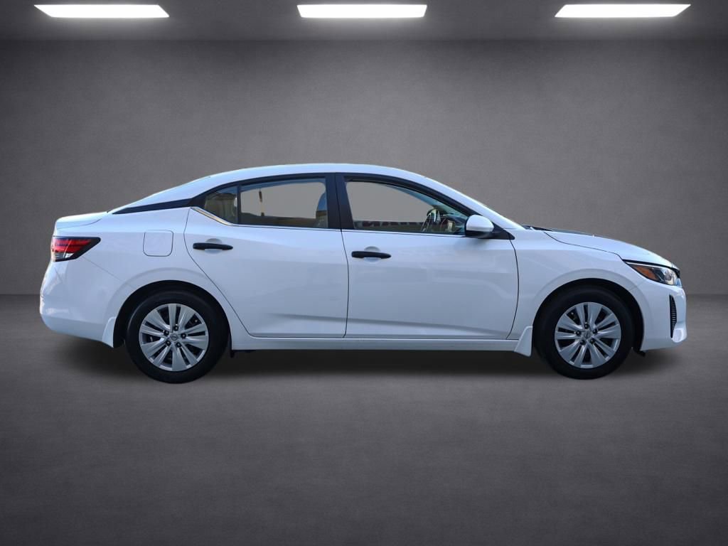 Used 2025 Nissan Sentra S image 3