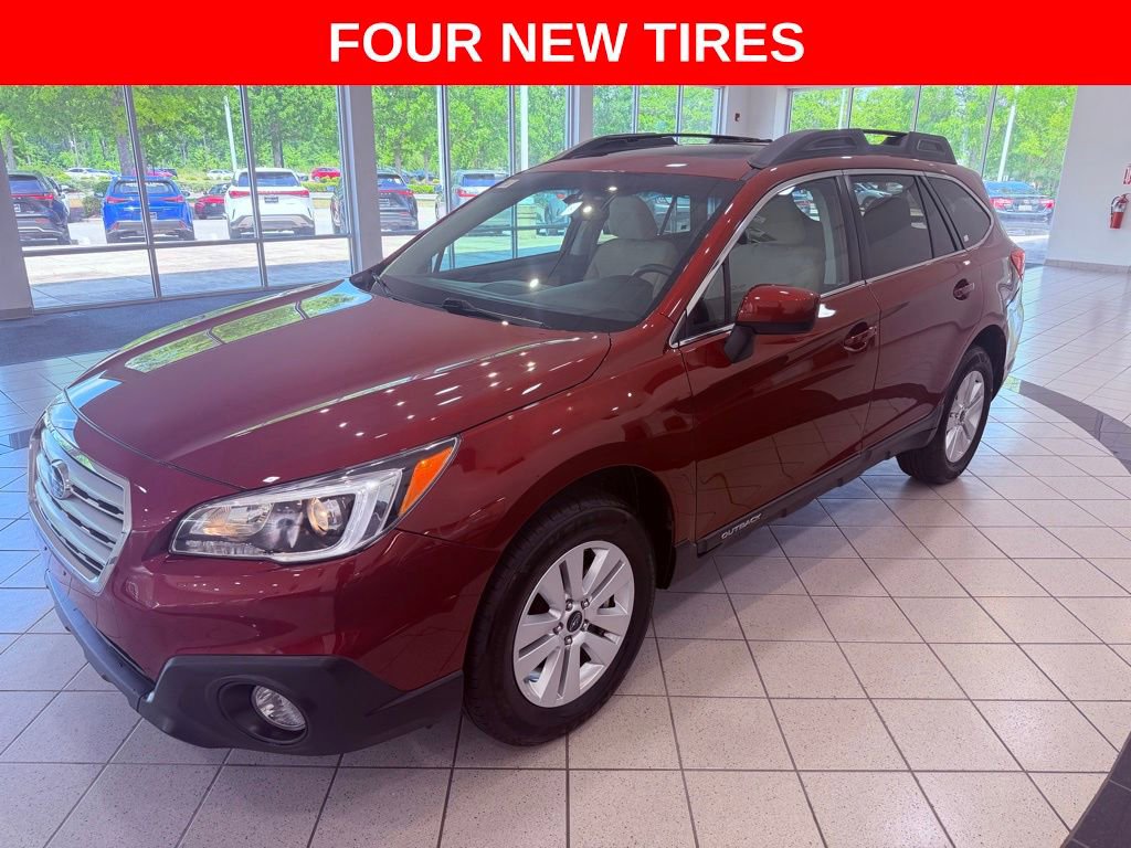 Used 2017 Subaru Outback 2.5i Premium AWD/4WD image 3