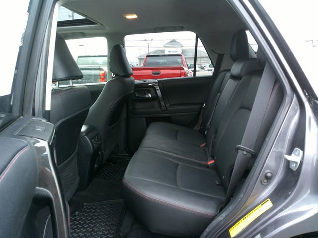Used 2021 Toyota 4Runner TRD Off-Road Premium AWD/4WD image 25