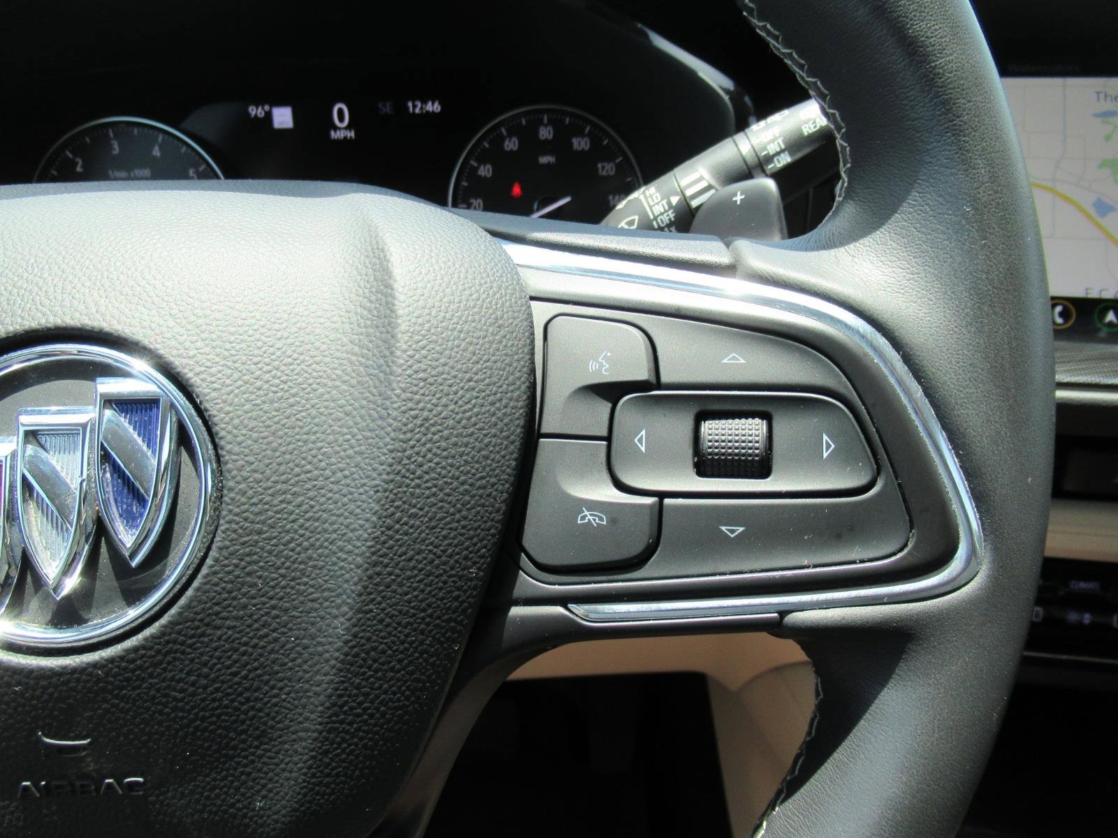 Used 2022 Buick Envision Essence w/ Technology Package I FWD image 25