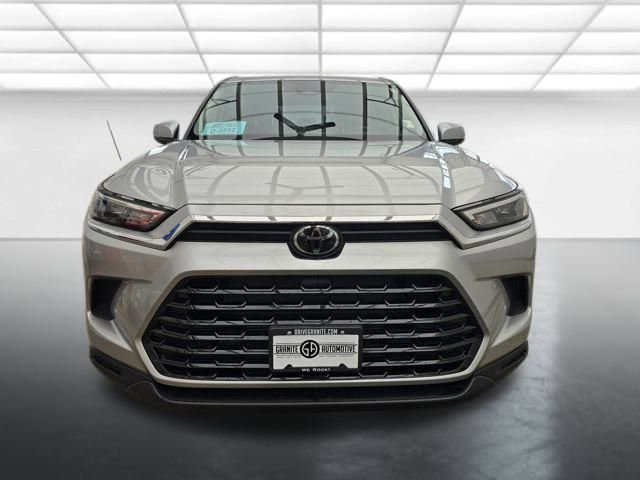Used 2024 Toyota Grand Highlander XLE image 8