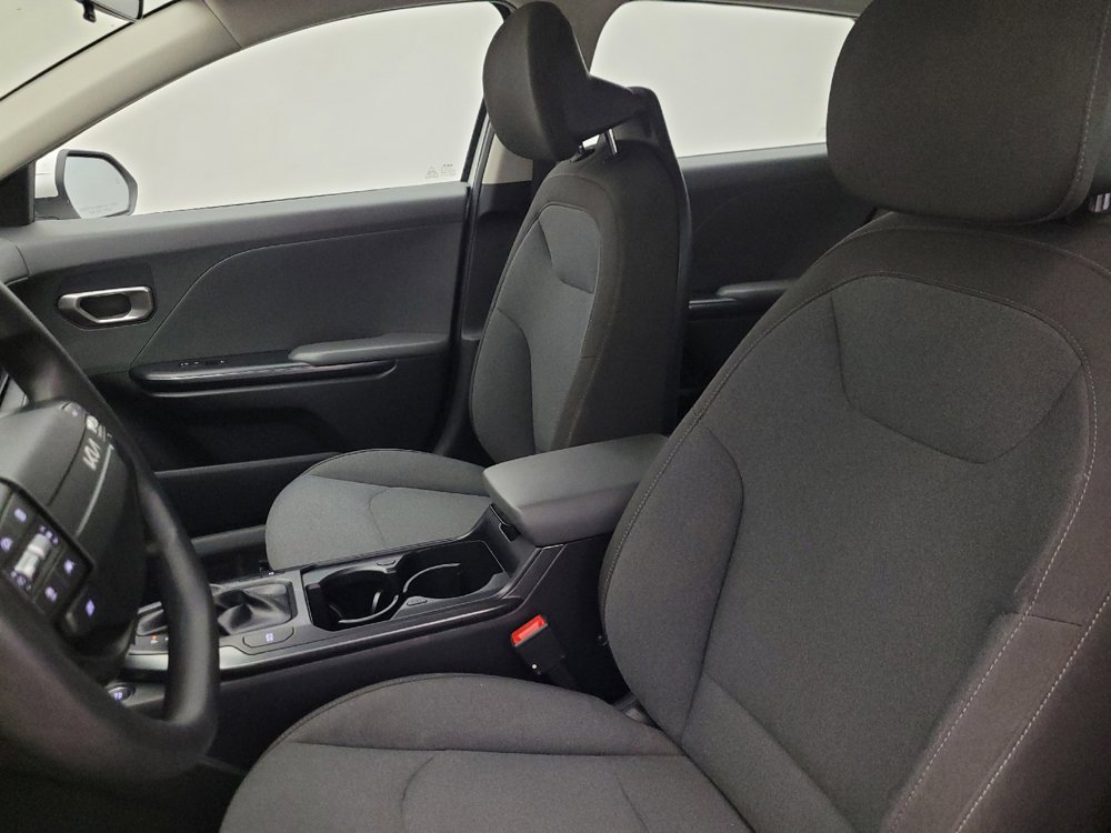 Used 2025 Kia K4 FWD image 17