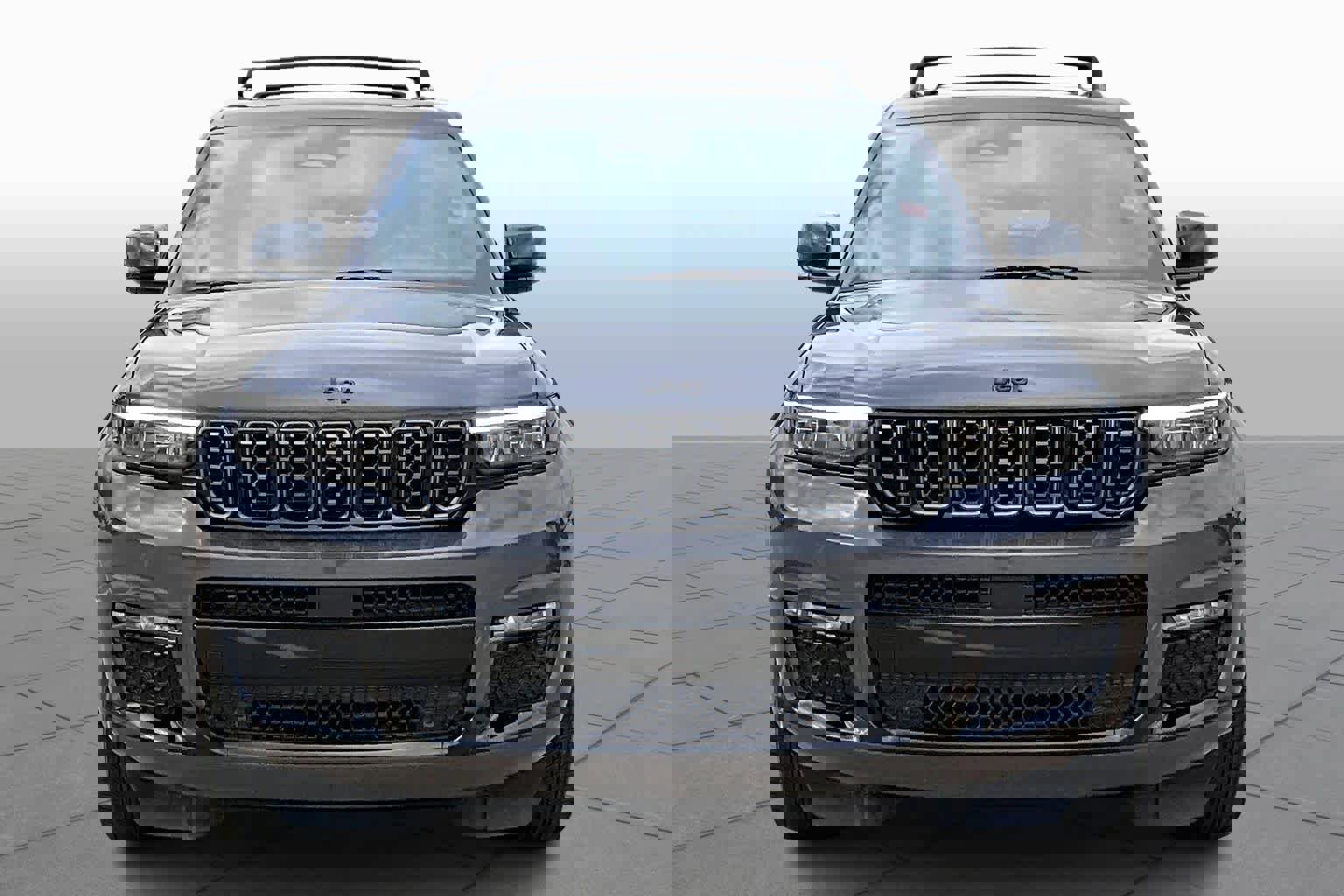 Used 2023 Jeep Grand Cherokee L Summit w/ High Altitude Package image 4