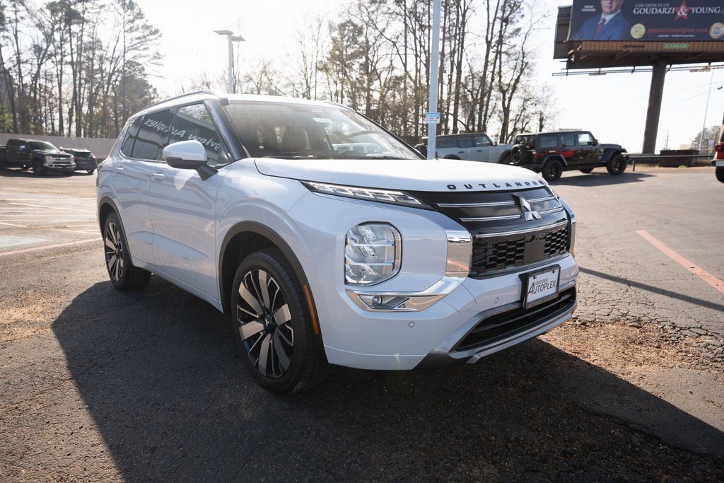 New 2026 Mitsubishi Outlander SEL FWD image 4