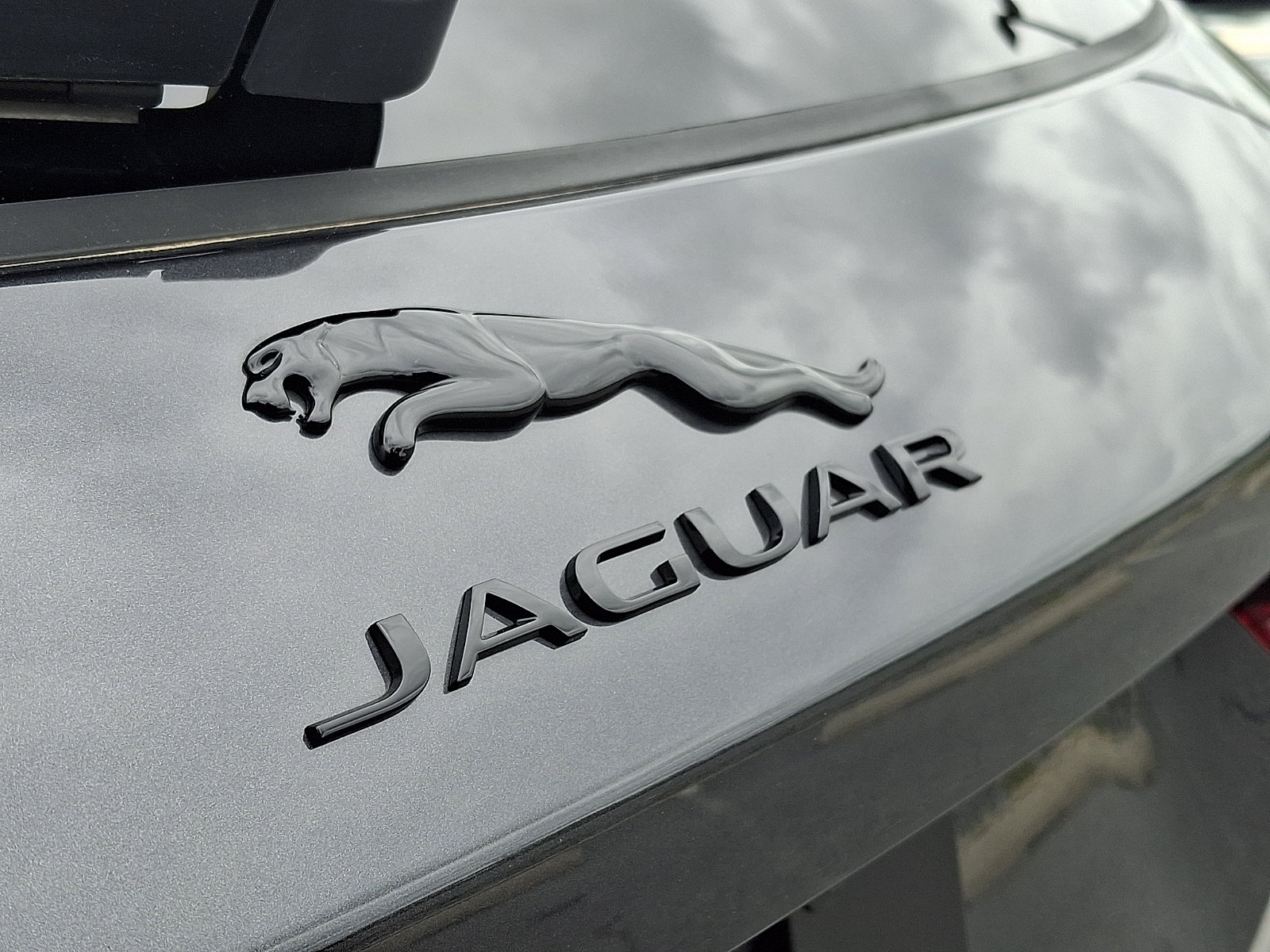 New 2026 Jaguar F-PACE R-Dynamic S AWD/4WD image 22