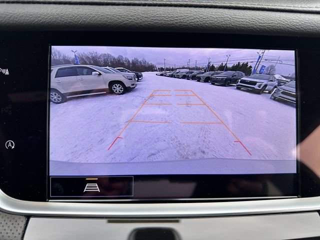 Used 2025 Cadillac XT5 Premium Luxury image 17