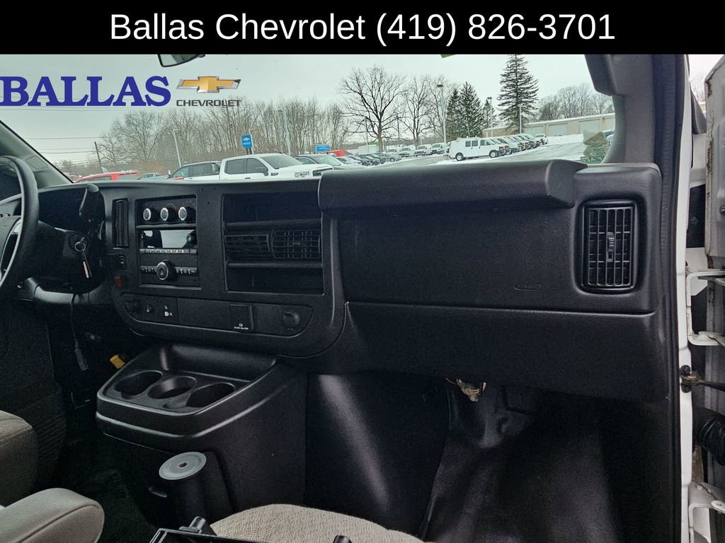 Certified 2016 GMC Savana 2500 image 31