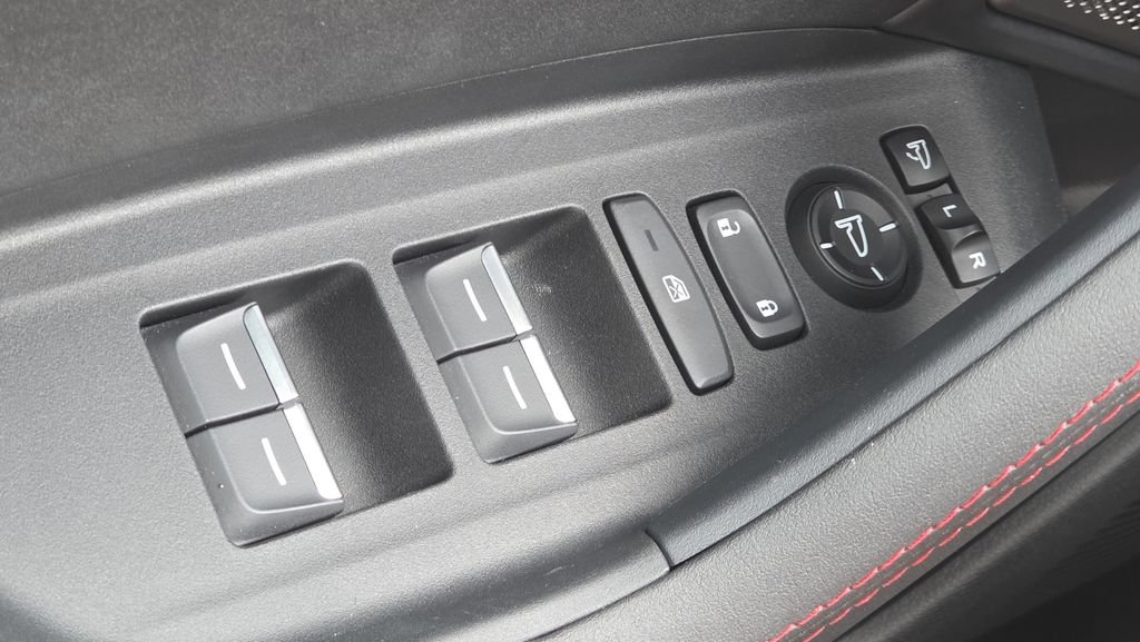 Used 2025 Acura TLX Type S AWD/4WD image 29