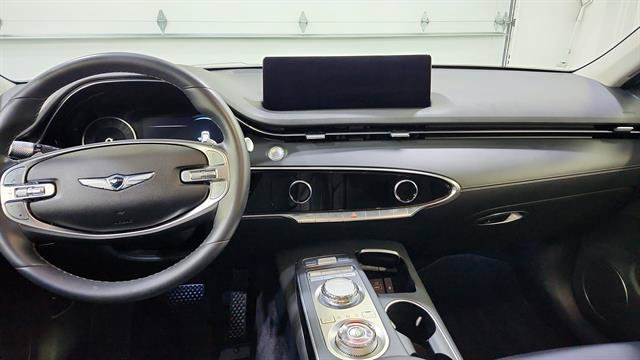 Used 2025 Genesis GV70 2.5T AWD/4WD image 23