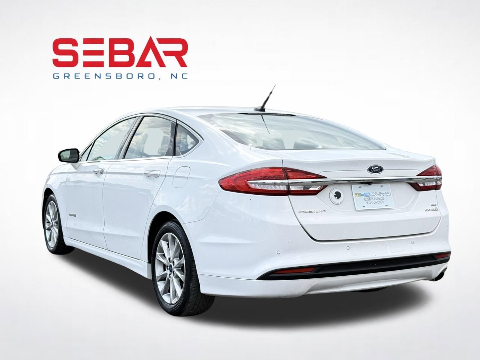 Used 2017 Ford Fusion SE w/ Equipment Group 602A FWD image 8