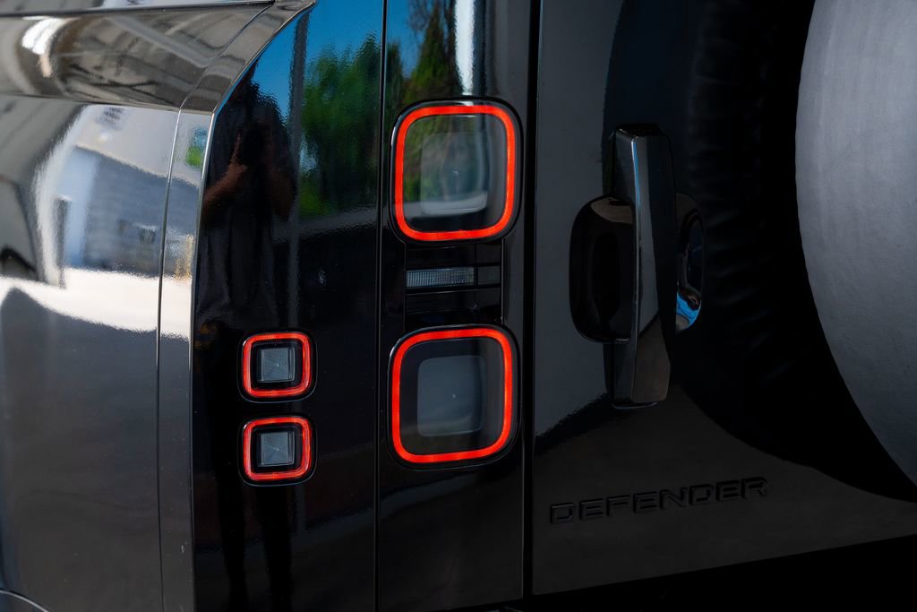 Used 2026 Land Rover Defender 130 X AWD/4WD image 11