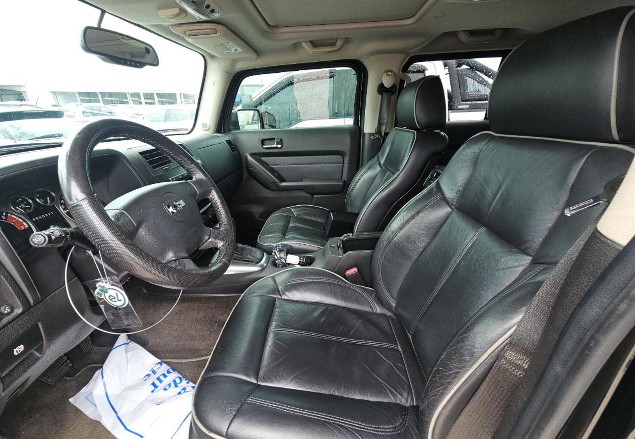 Used 2010 HUMMER H3 Luxury AWD/4WD image 8