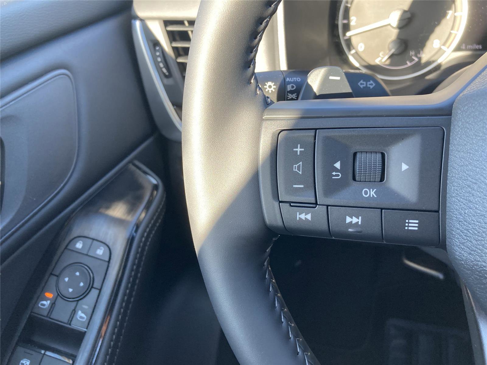 New 2026 Nissan Rogue SV image 21