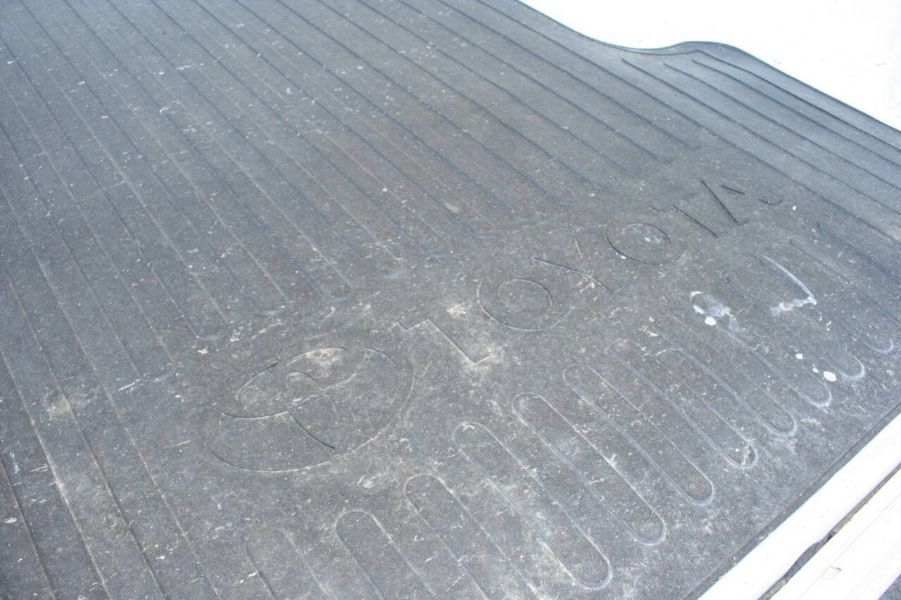 Used 1998 Toyota Tacoma 4x4 Xtracab image 23